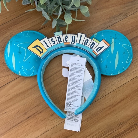 ~💫Disney Parks Disneyland 3D Marquee Sign Minnie Mouse Ears💫~ - Picture 3 of 5
